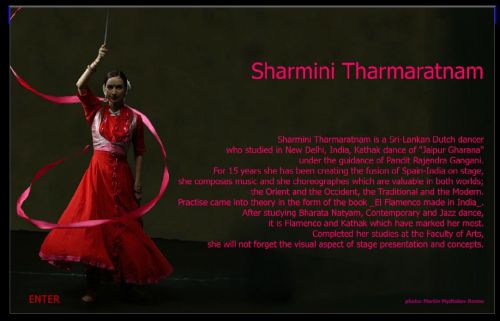 Danza Kathak por Sharmini Tharmaratnam
