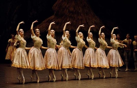 BALLET DE L’OPÉRA NATIONAL DE PARIS TOURNÉE BALLET DE L’OPÉRA NATIONAL DE PARIS TOURNÉE