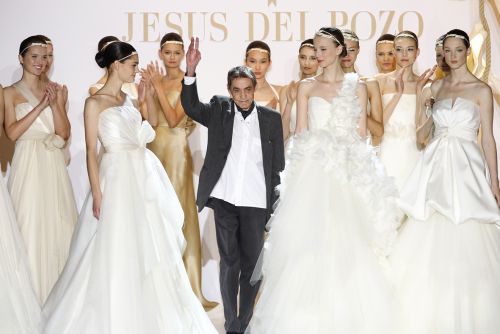 Muere el diseñador Jesús del Pozo