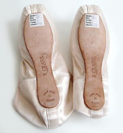 El pie, las zapatillas de punta y media punta en la danza clásica | Danza Ballet