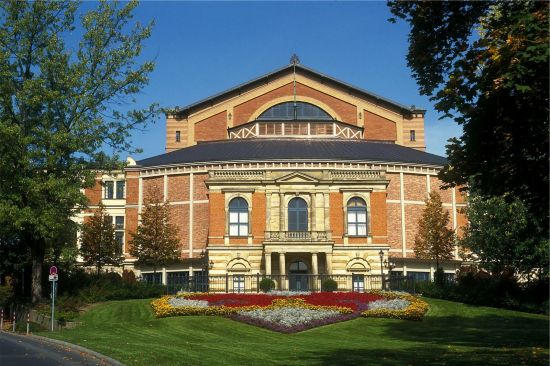 Un tatuaje nazi sacude al Festival de Bayreuth